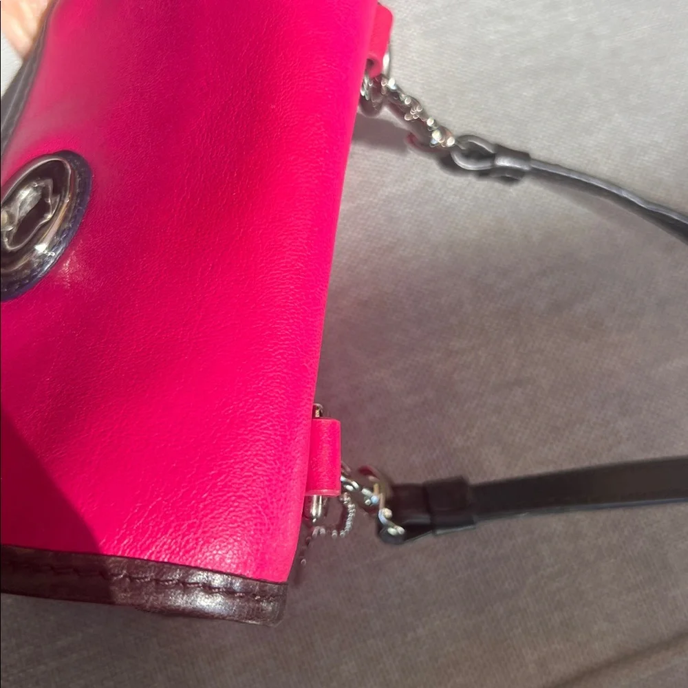 Coach Crossbody - Picture 6 of 7